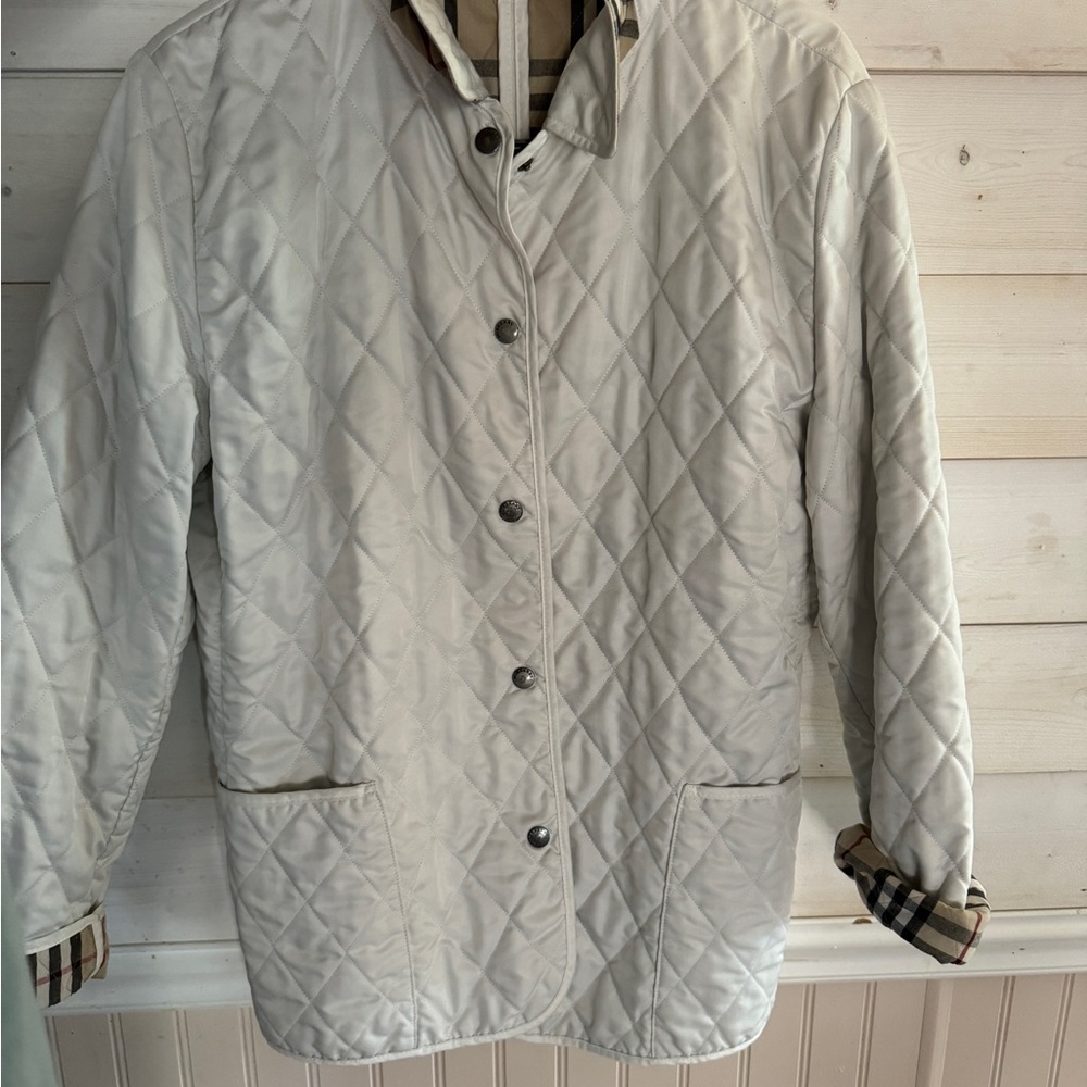 ⭐️BURBERRY QUILT JACKET⭐️